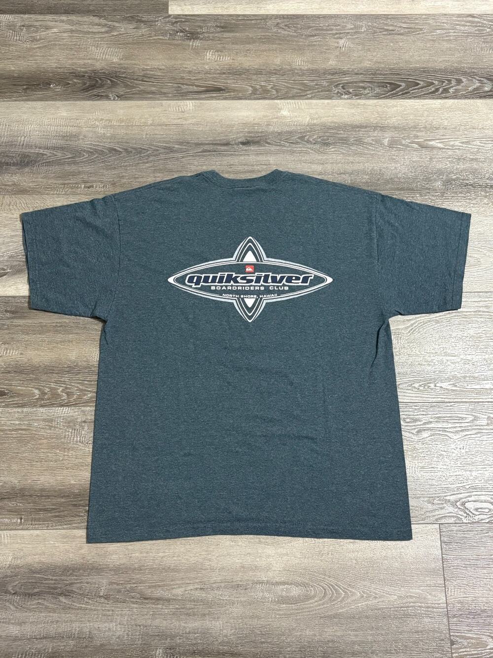 Vintage 2000s Quiksilver Logo Grey Shirt Surfer Y2K Skater Surfwear - Men’s XL